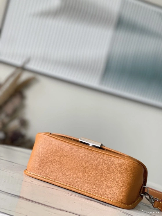 Affordable BUCI LOUIS VUITTON 0805